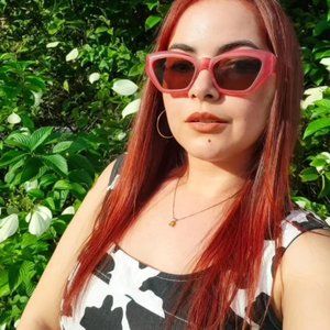Meet your Posher, Melanie
